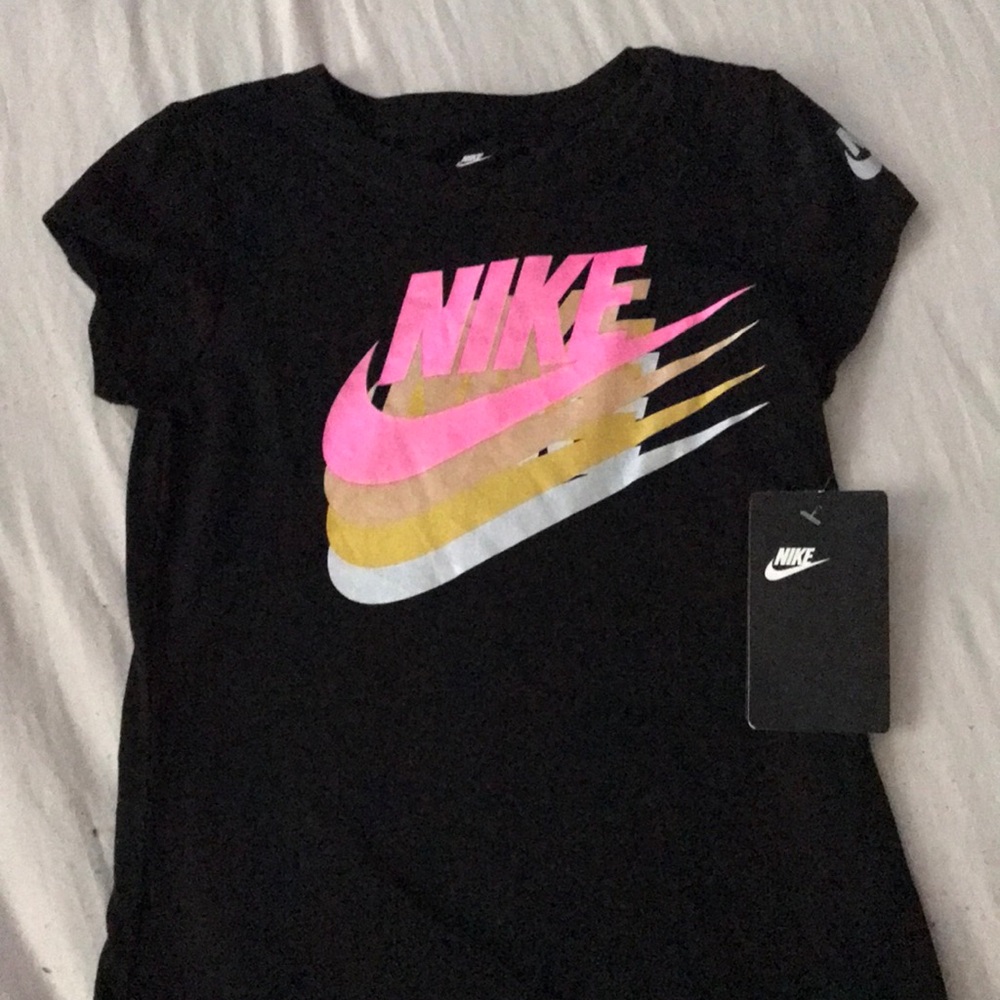 Little girl air nike active wear shirt brand new never worn